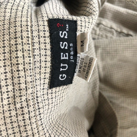 Guess button up - Picture 3 of 3